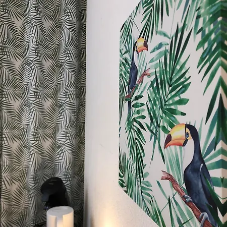 Апартаменты Equateur-centre Jaude